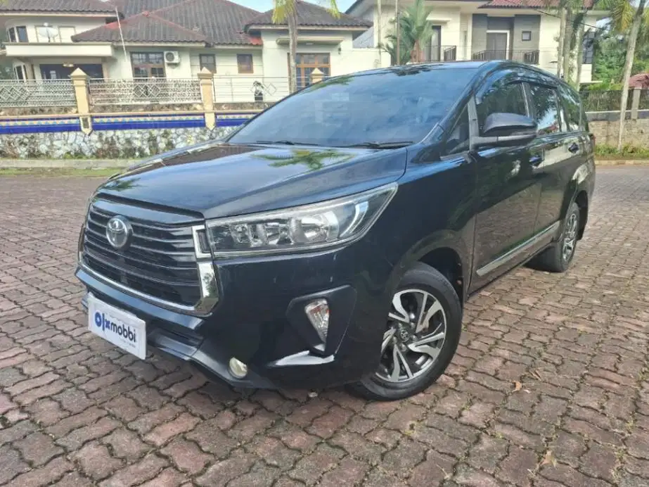Pajak Panjang Toyota Kijang Innova 2.4 G Solar-AT 2022 KTYJ