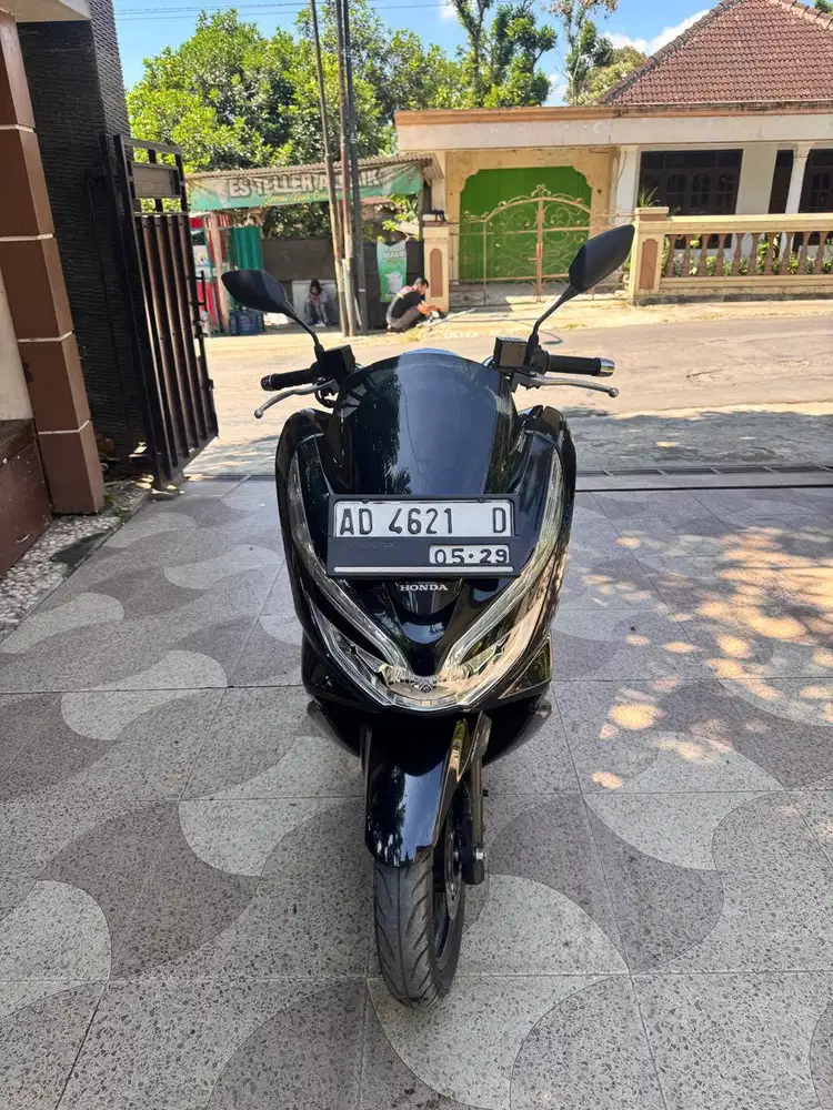 JUAL PCX HITAM 2019