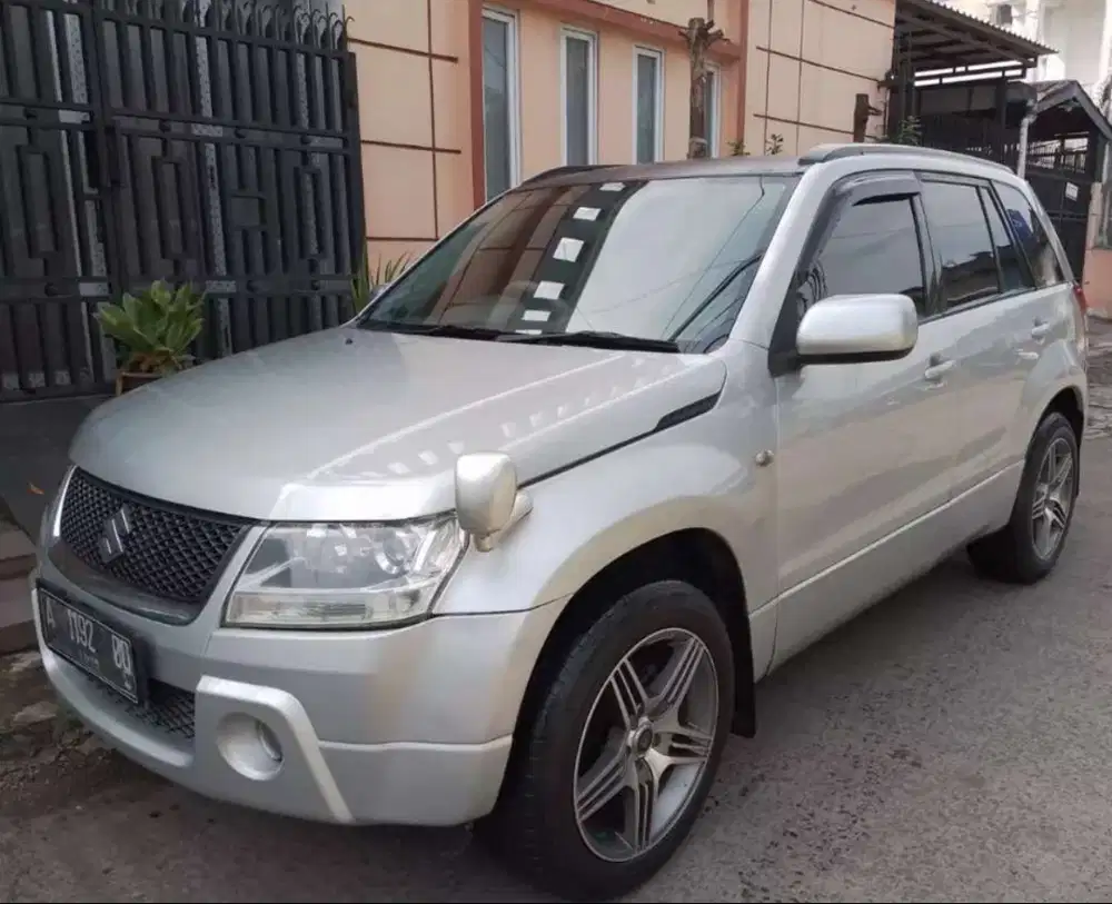 Grand Vitara 2.0 JLX AT 2006