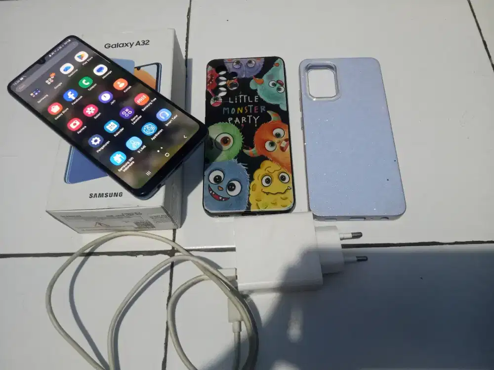 Samsung a32 8/128 Komplit