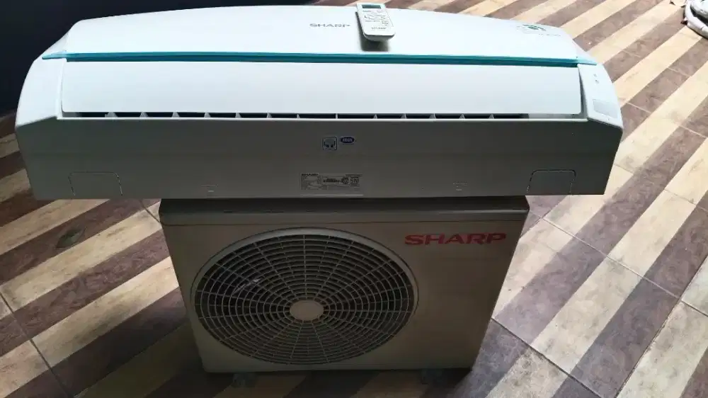 AC Bekas Sharp + Remote + Pipa 6 meter