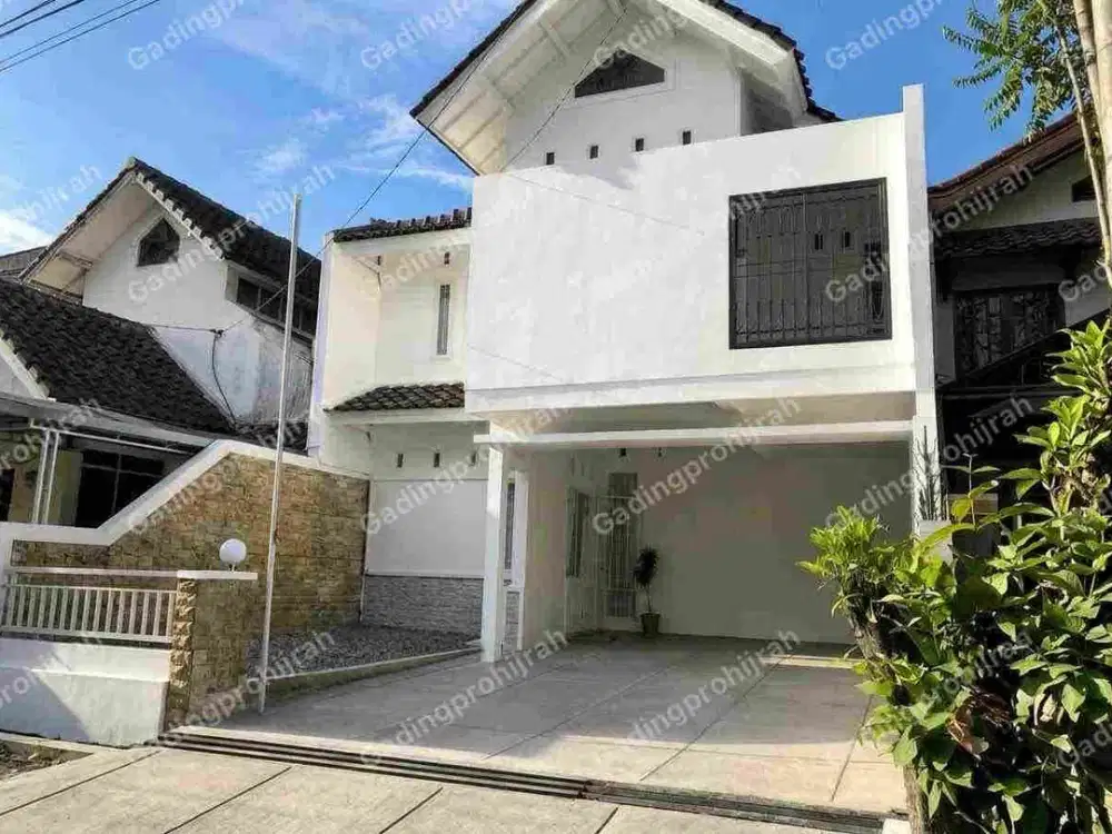 Dijual Rumah 2 Lantai Aman Dan Nyaman Keamanan 24jam Gading Regency, Bandung