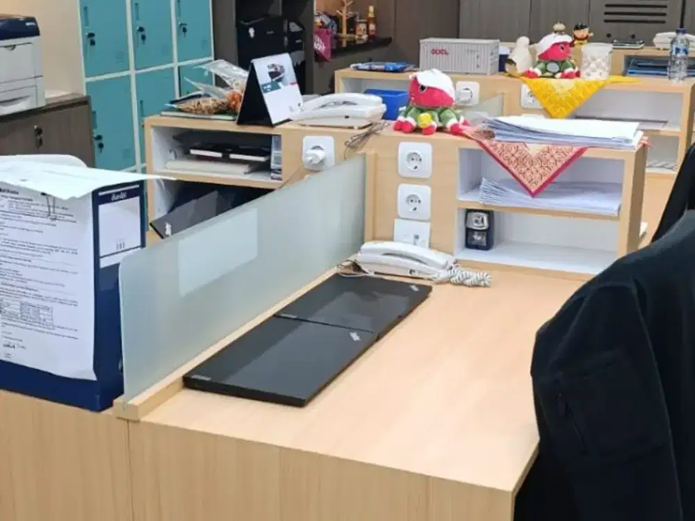 Disewakan Kantor Semi Furnish Area Mega Kuningan