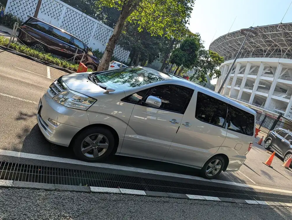 Toyota Alphard 2.4L Tahun 2005 Sangat Istimewa