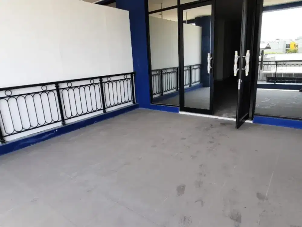 Disewakan segera ruko 3,5 lantai bagus di lokasi super strategis di Sedayucity @ Kelapa Gading,Jakarta