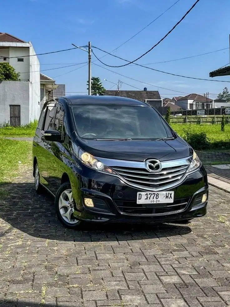 Mazda biante skyactiv 2013