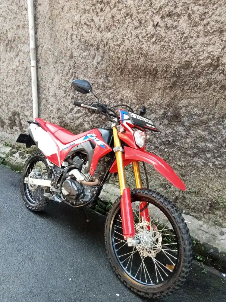 Honda crf 150L 2023