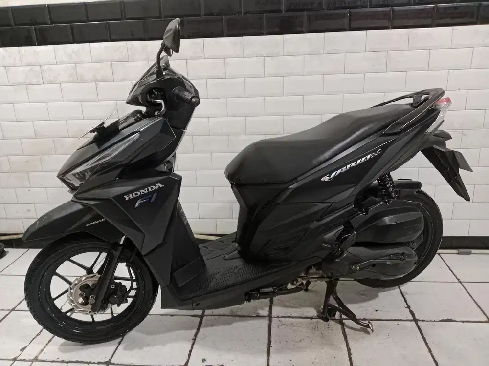 Honda Vario led 150 2015 mesin halus terawat