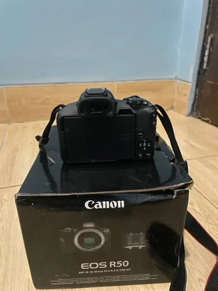 Kamera mirrorless canon R50 fullset
