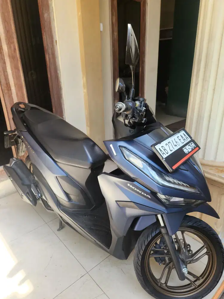 Vario 125 keyless 2025 low km remote 2 gbm