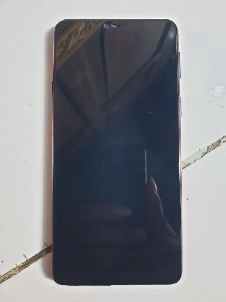 Oppo F7 (handphone aja)