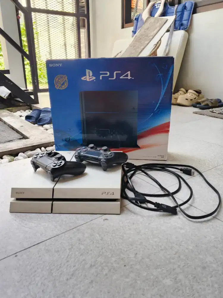 Console PS4 Fat 500Gb ORI (Non Hen) 100% Mulus Aman
