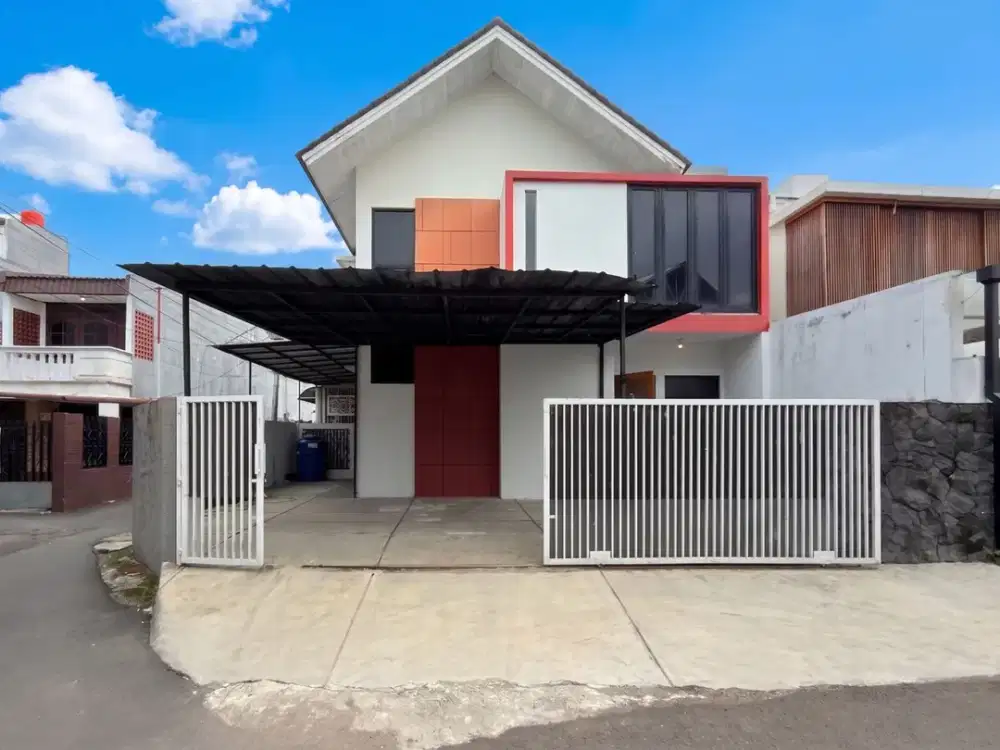 DESAIN MODERN MINIMALIS DI TEBET TIMUR – AKSES JALAN LEBAR DAN CARPORT MUAT 2 MOBIL✨