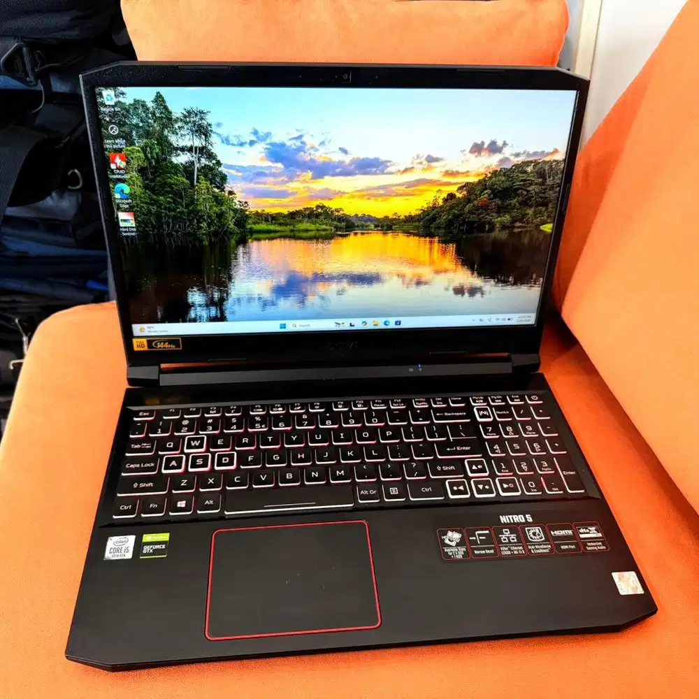 Laptop Gaming Acer Nitro AN515 Core i5 gen 10 VGA GTX 1650