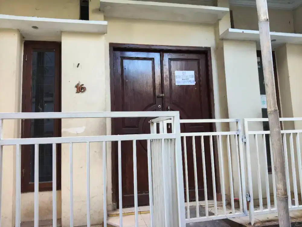 Disewakan rumah 2 lantai dekat kampus UNAS