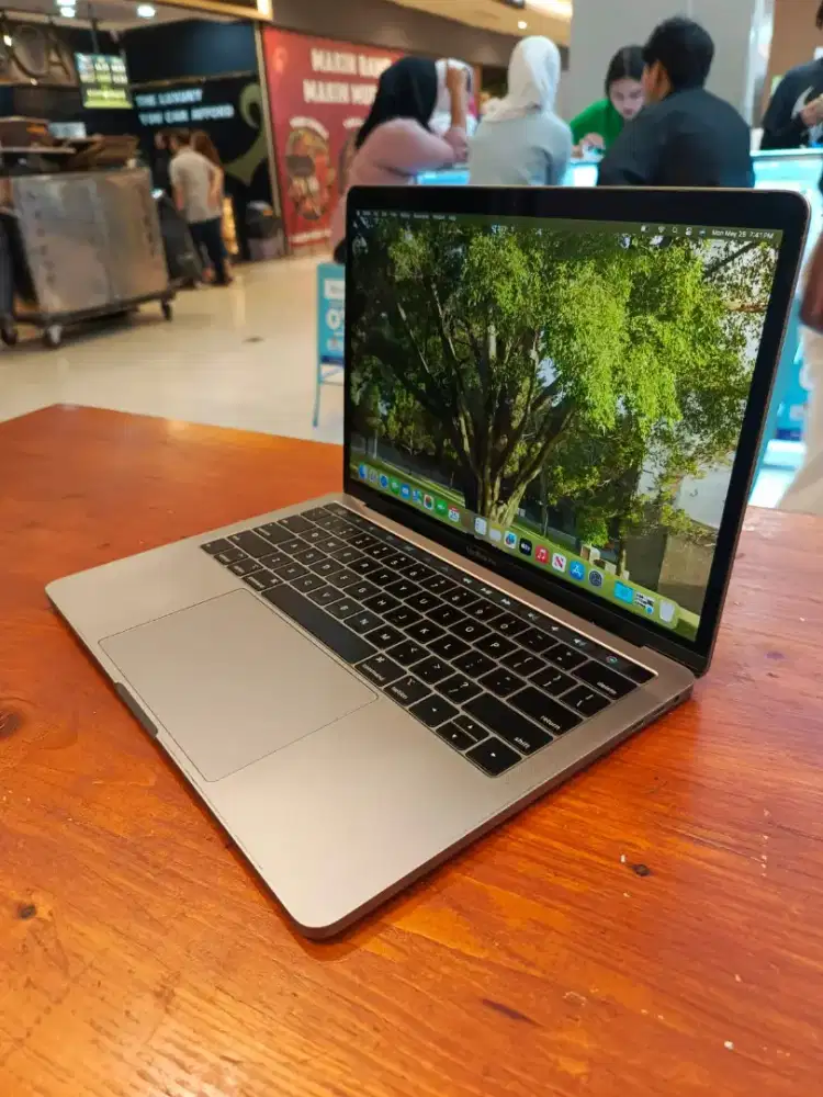 Macbook Pro Retina 13 inch 2018