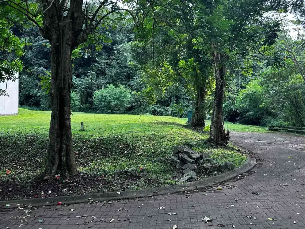 Suasana Puncak Kavling Hoek Monte Carlo The Green BSD –  Posisi Pojok Super Privat & Tenang | Nuansa Villa & Dekat Aliran Sungai Mengalir