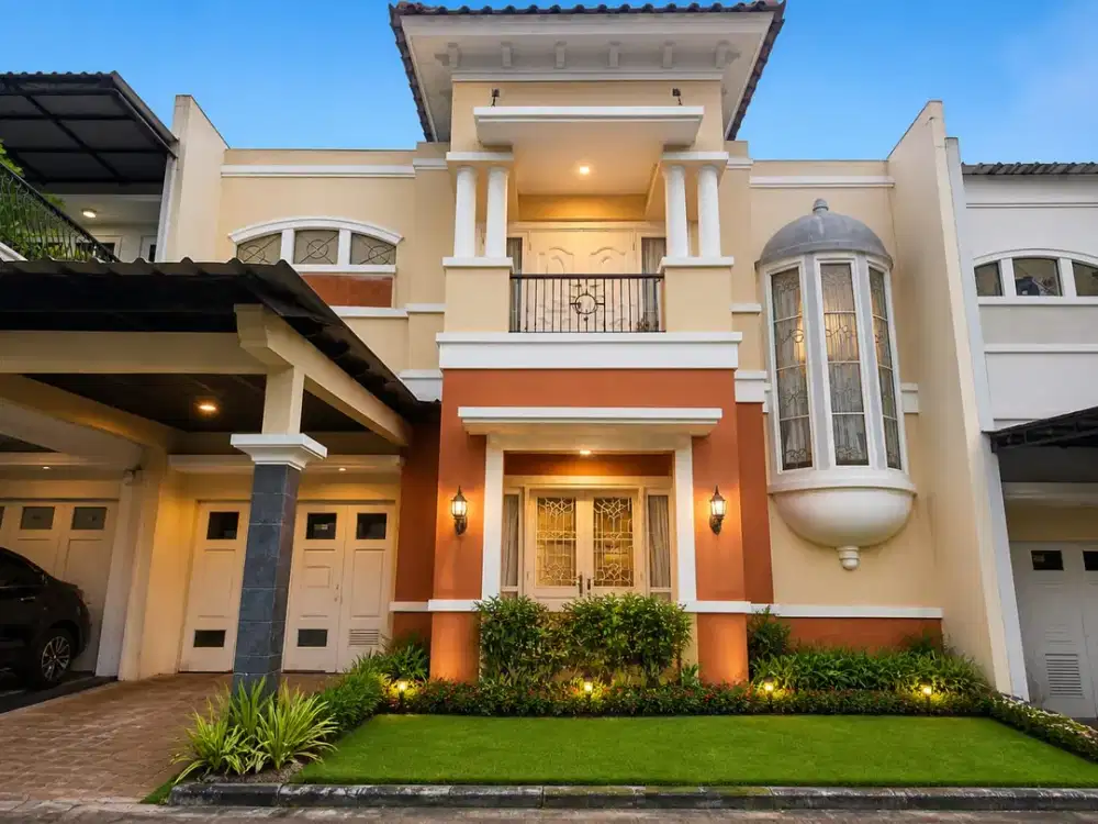 Di Jual Rumah Strategis di perumahan Raffles Hills