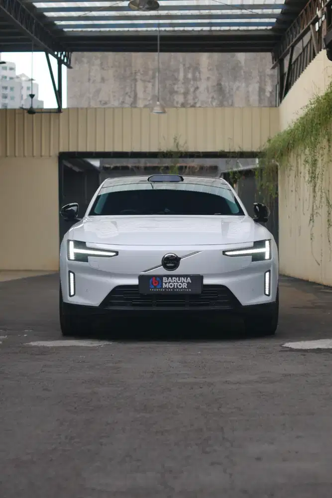 VOLVO ES 90 BEV SALOON 2025