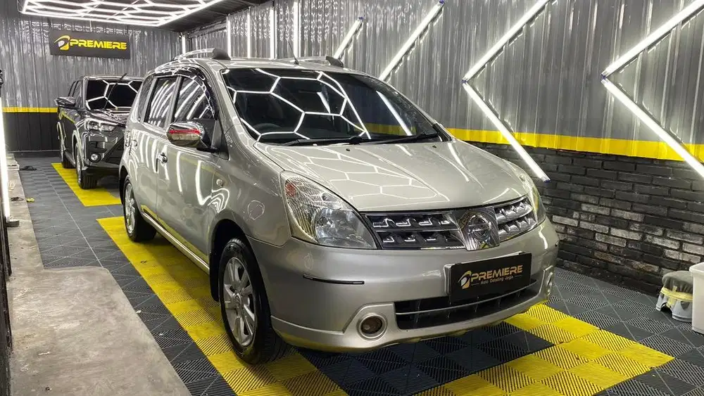 Nissan livina XR 2009 matic