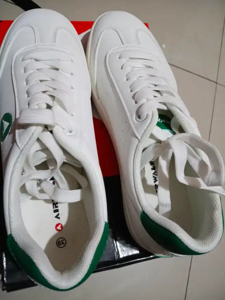Sepatu Airwalk Ori  baru
