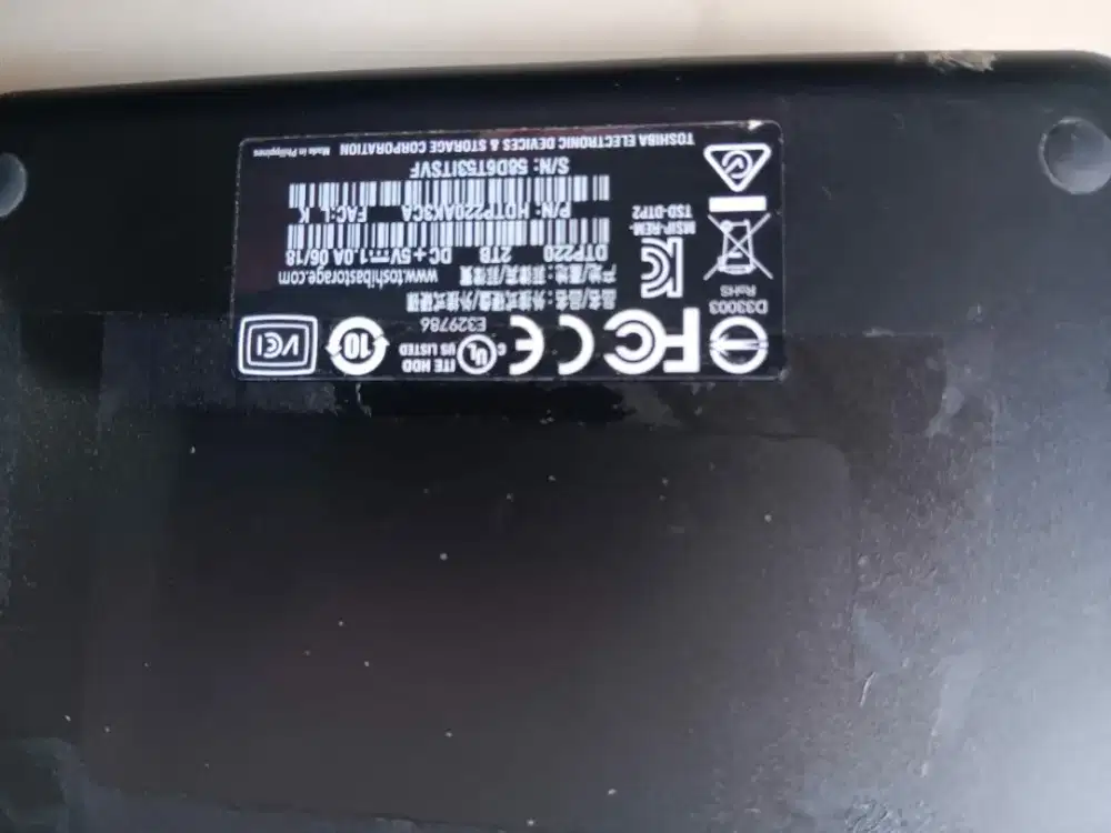 Hardisk ext 2 TB merek toshiba