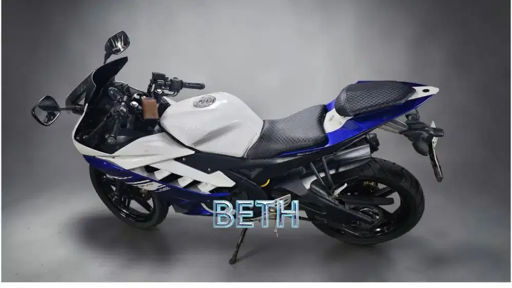 Yamaha R15 th 2014