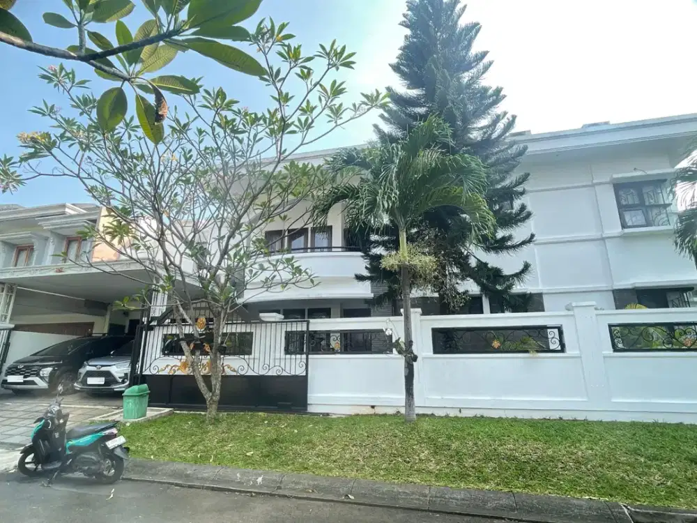 Dijual Rumah Mewah Dalam Cluster Semi Furnished Ada Swimming Pool dan Musholla Dekat Stasiun Sudimara di Sektor 9 Bintaro Tangsel Dr-16602