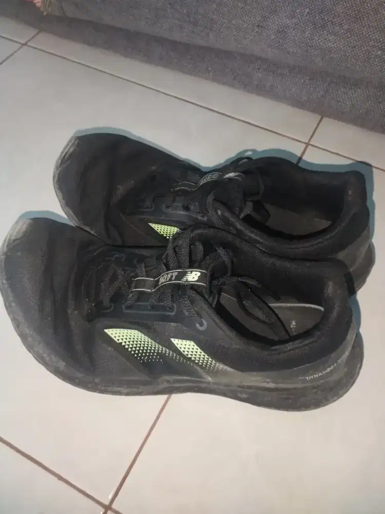 Sepatu Running New Balance Dynasoft DRFT V3