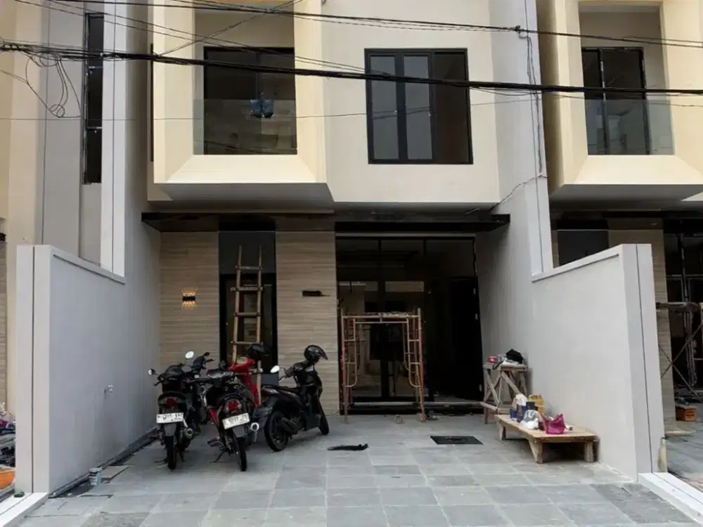 Rumah Baru Dijual di Perumahan Araya 2 Surabaya