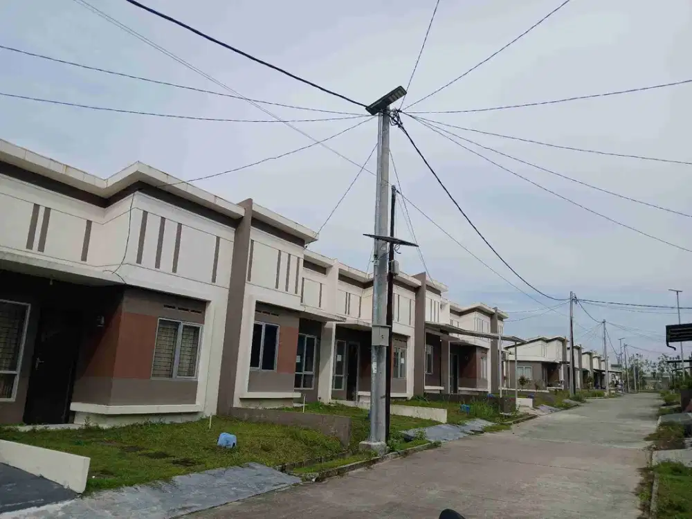 dijual cepat rumah kota podomoro