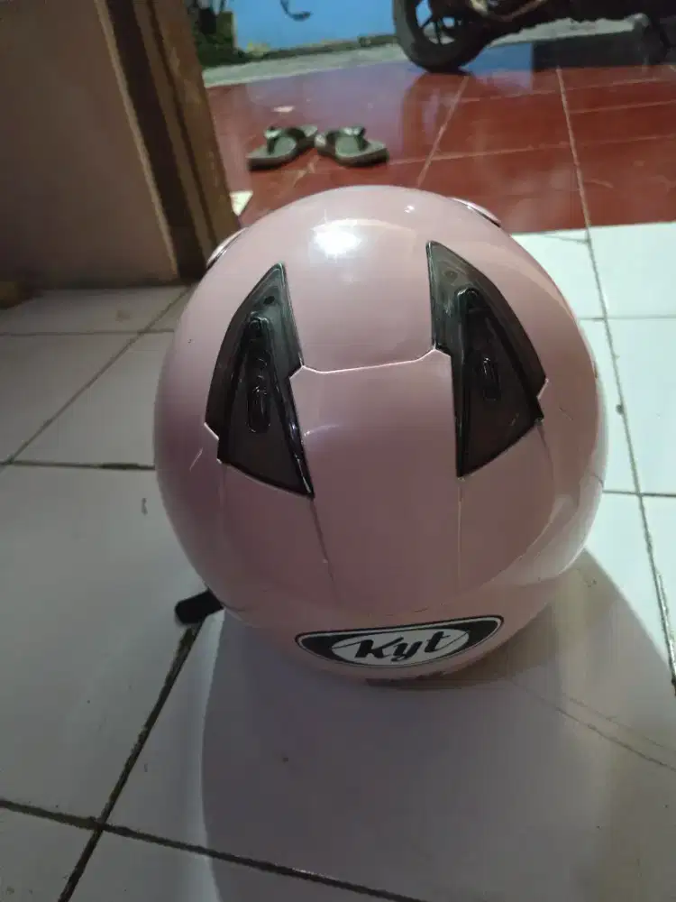 DIJUAL HELM KYT DJ MARU PINK