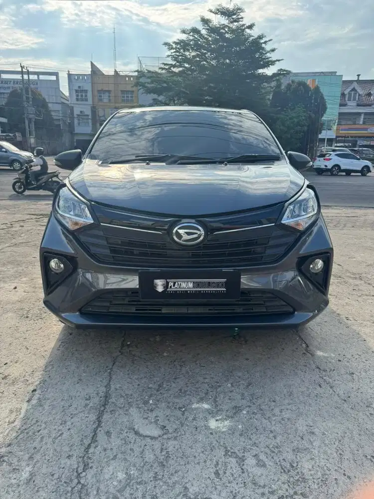 Daihatsu sigra 2025 tipe R 1.2 M/T