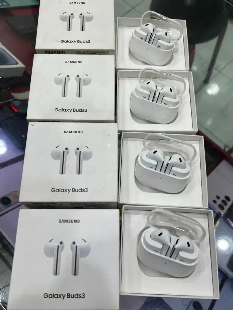 samsung buds3 like new