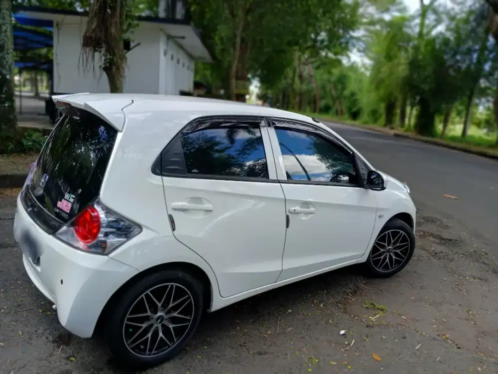 HONDA BRIO MATIC CBU 2013 1.3 CC
