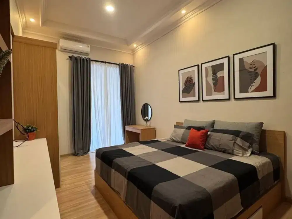 Rumah Sebelah Pakuwon City Mall Like Apartment Tinggal Bawa Koper