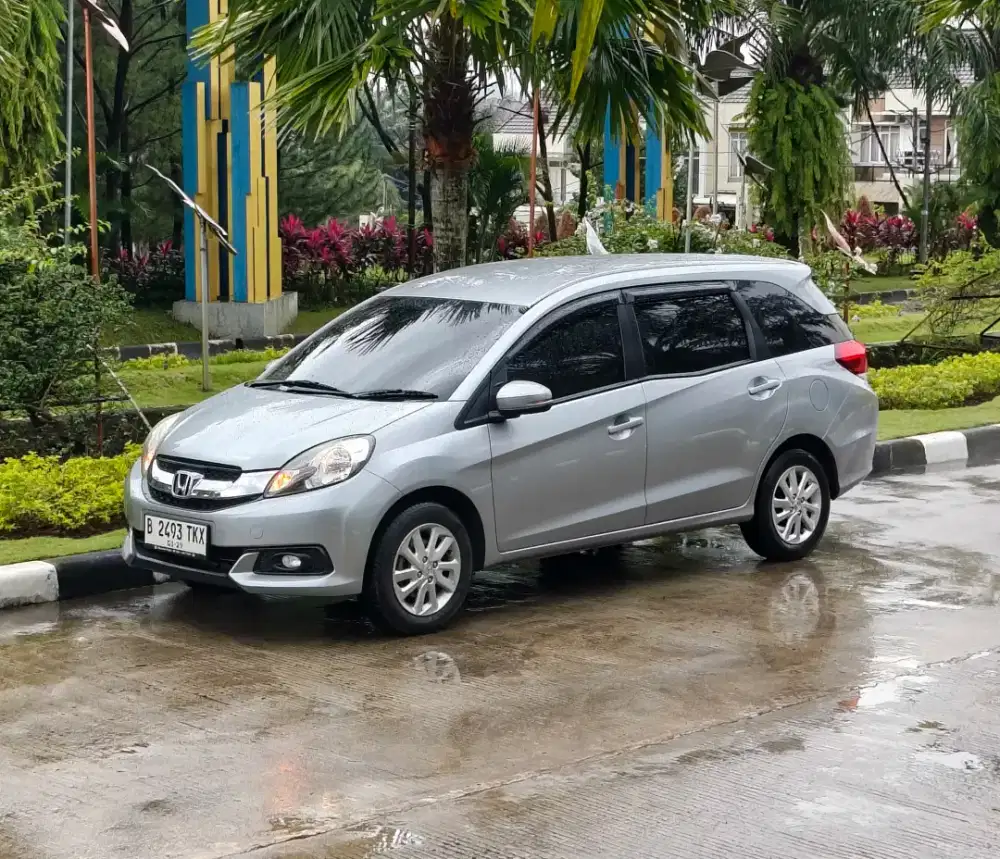 Honda Mobilio 1.5 E matic 2016 ISTIMEWA