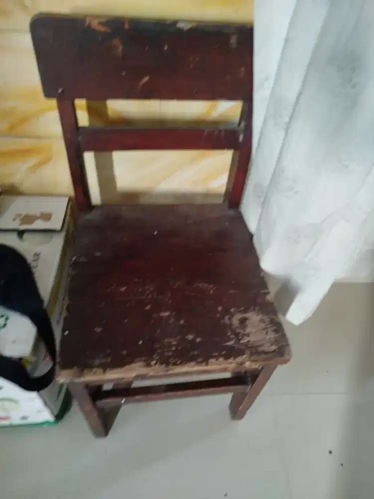 Dijual Kursi kayu