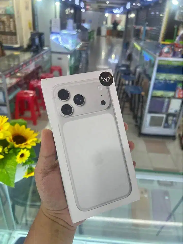 Iphone 17 PM 256 (NEW) IBOX (SILVER)