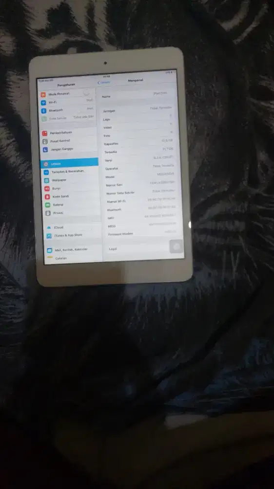 Ipad mini1 32gb lcd flek (bisa tt)