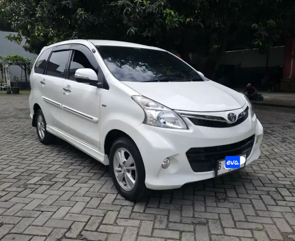 Dijual Toyota Avanza Veloz 1.5 AT 2013