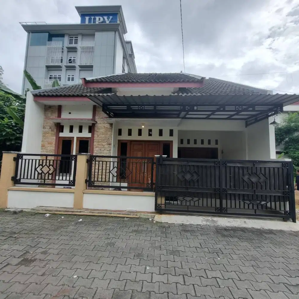 Rumah Strategis di Villaterakota Sonosewu, Yogyakarta