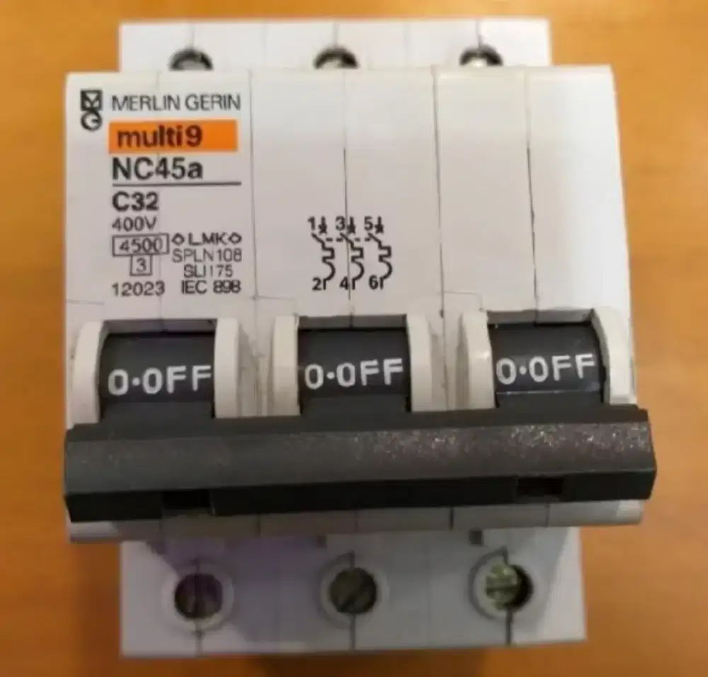 Mcb Nc 45A 3 phase 32A