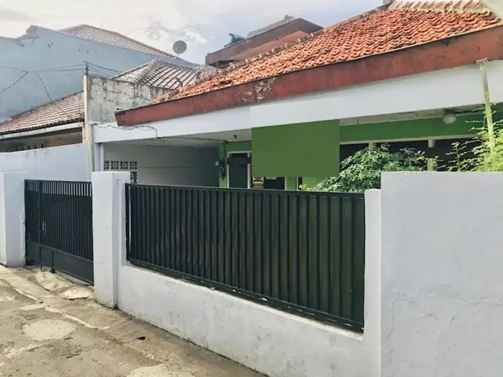 Dijual Cepat Rumah Tebet Timur Hitung Tanah Lokasi Strategis Dekat Taman Eco Park Tebet
