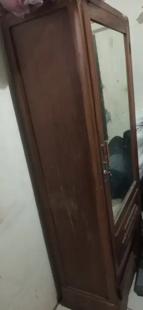 Lemari pakaian susun 4 ada kacanya