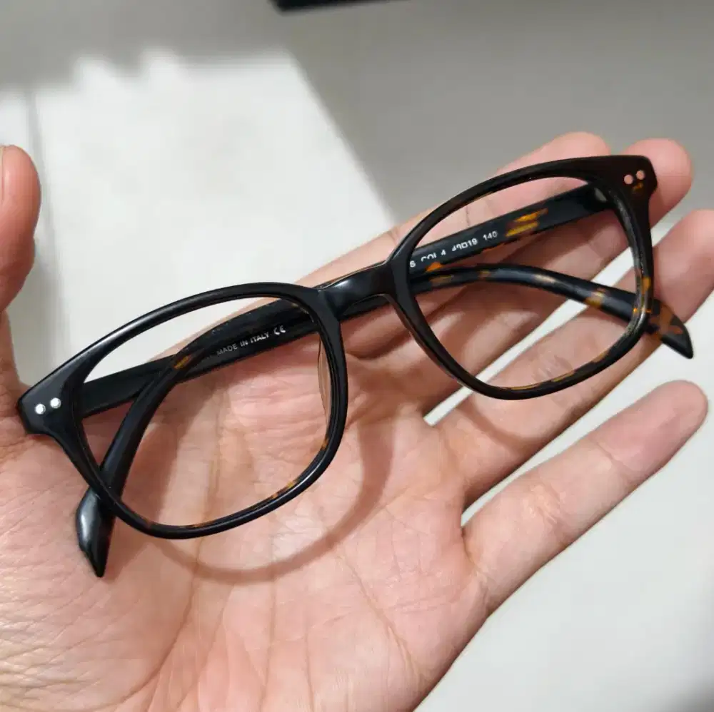 Frame kacamata Calvin klein
