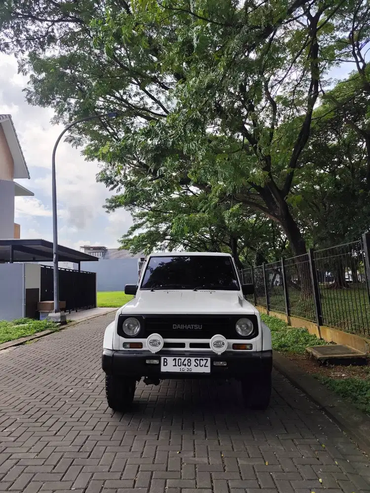 Daihatsu FEROZA '94 Built Up Jepang