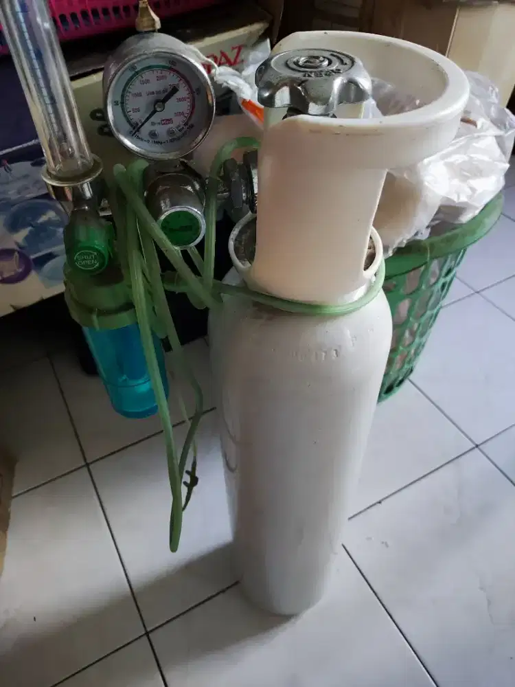 Tabung oksigen isi
