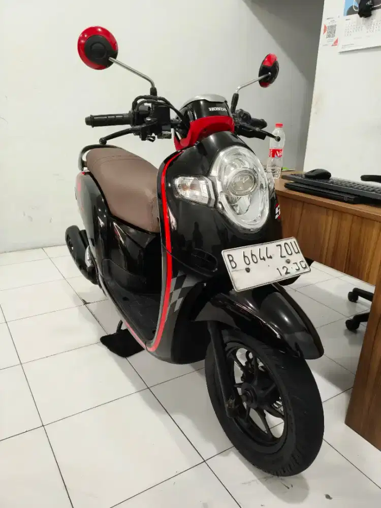 Honda scoopy stylish 110 thn 2018 B depok