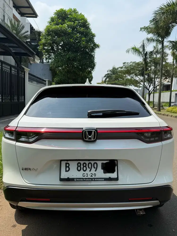 (KM 13 RIBU) Honda HRV 1.5 SE CVT Sensing Putih 2024 NIK 2023